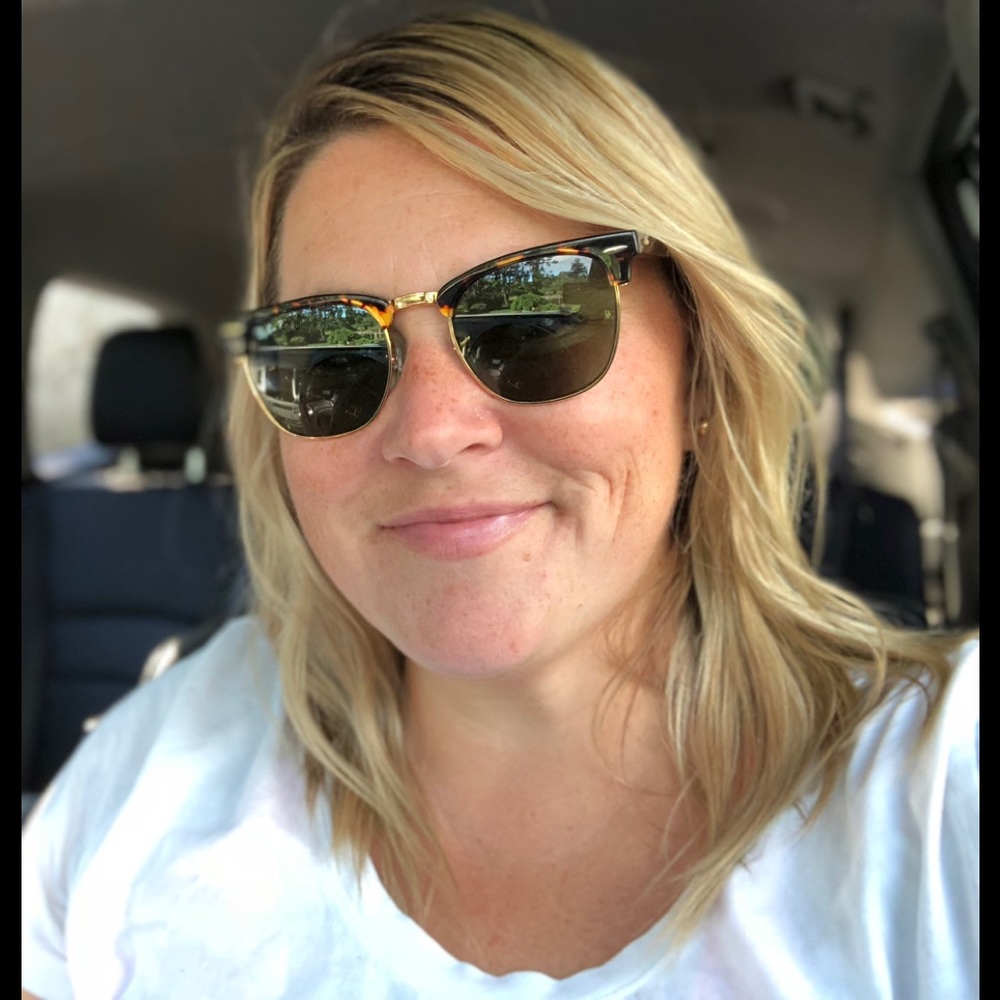 Meet your Posher, Sara